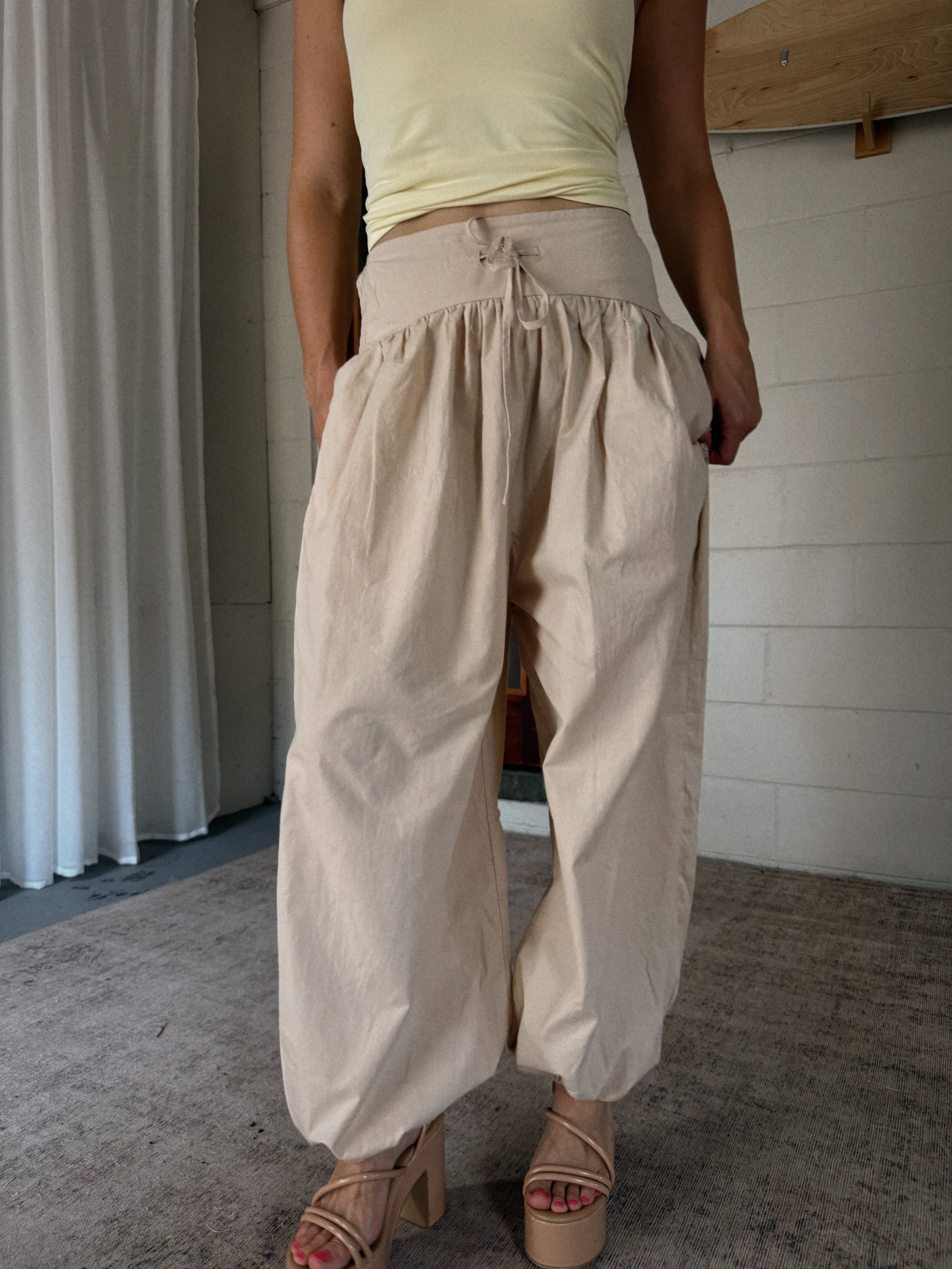 Archive Utility Pleated Balloon Leg Pants