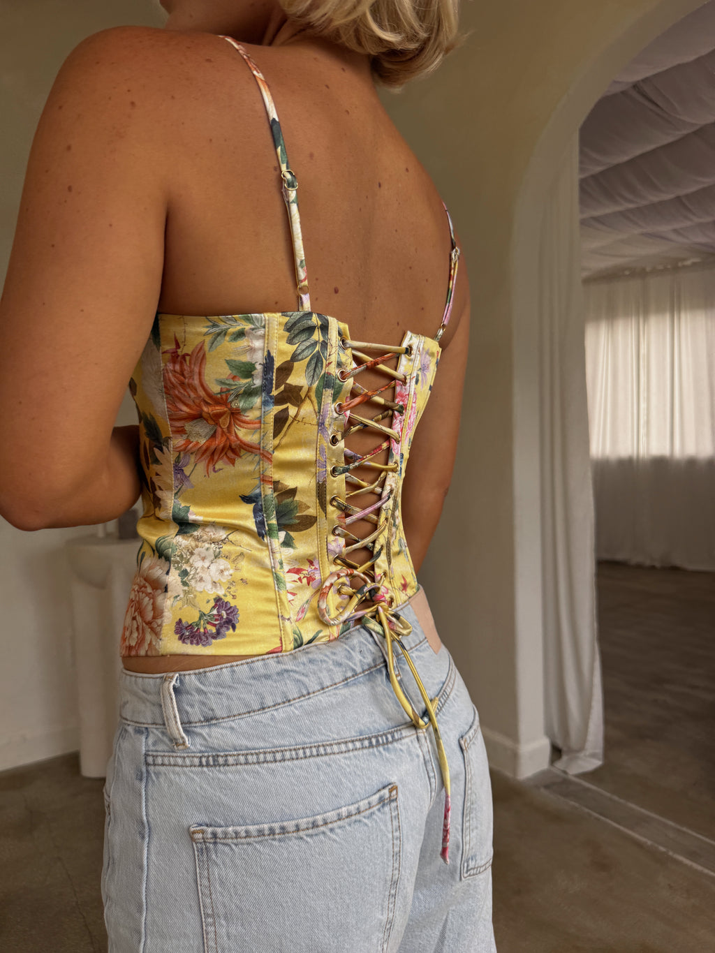 Eli Bustier - Kendall Yellow